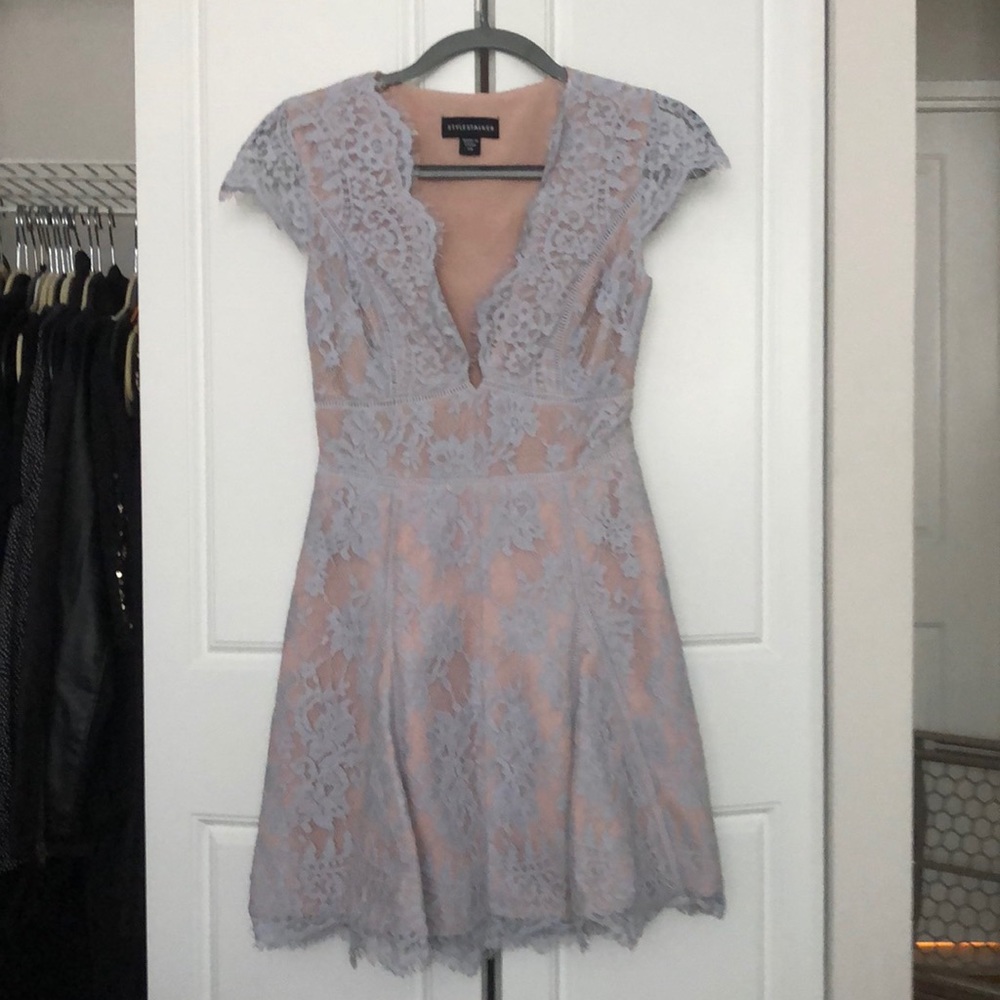 Beautiful blue and nude lace dress, size XS